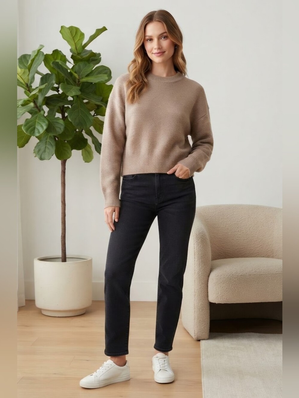 DYNAMITE Relaxed Crewneck Sweater in 'Oyster Mix' (Light Taupe). Size Medium.